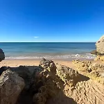 T2, Oura אלבופיירה